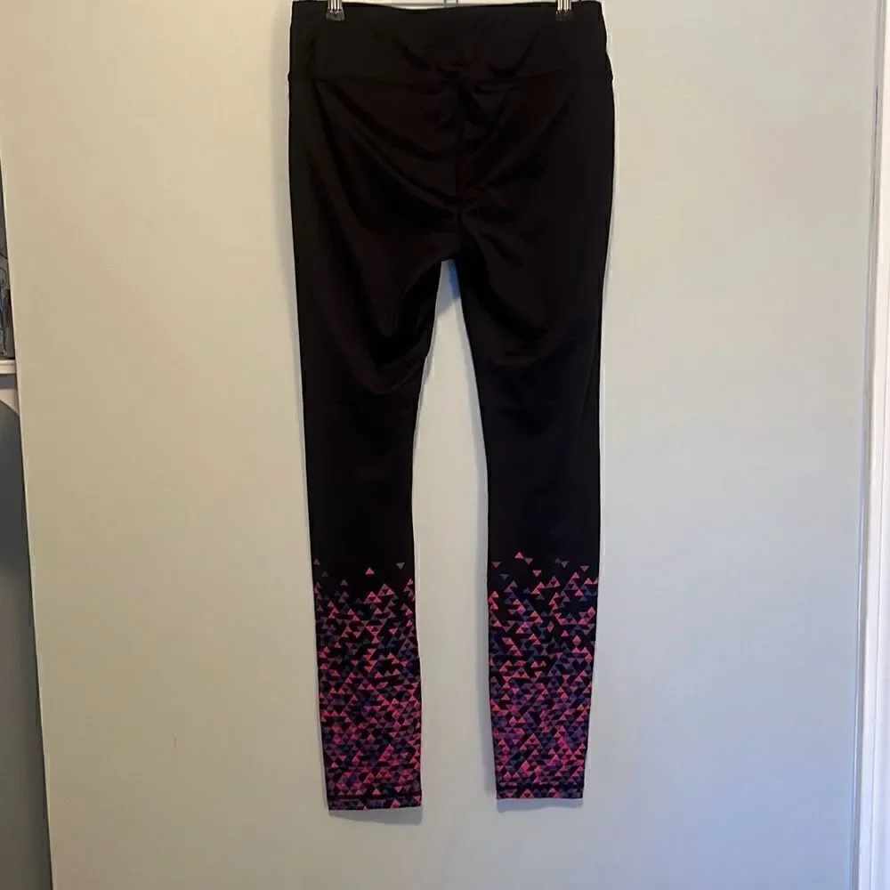 Reebok Women's Retro Triangle Print Athletic Leggings